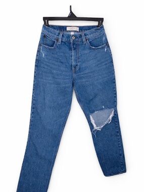 Abercrombie & Fitch Women's Dark Blue Boyfriend Jeans with Knee Rip